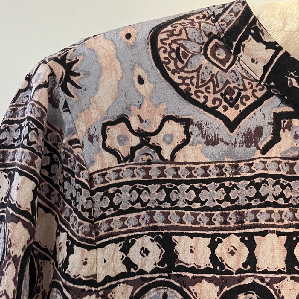 Silk Patterned Black and muted blue Women's Blouse size 8 - Picture 3 of 8